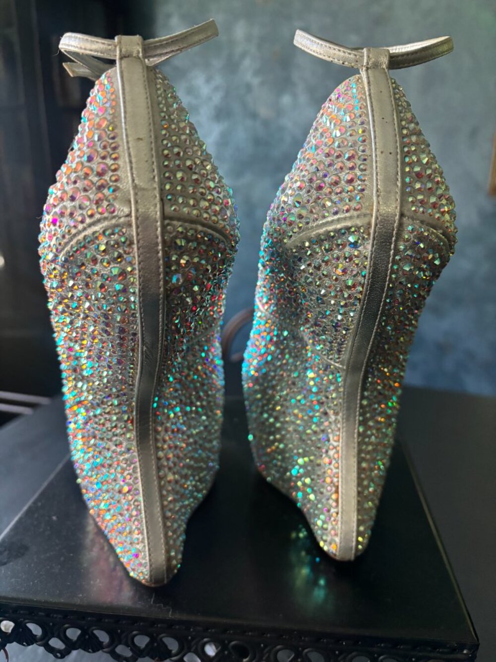 Authentic Giuseppe Zanotti Swarovski Crystal Peep-Toe Sculpted Wedge Platform - Picture 2 of 2